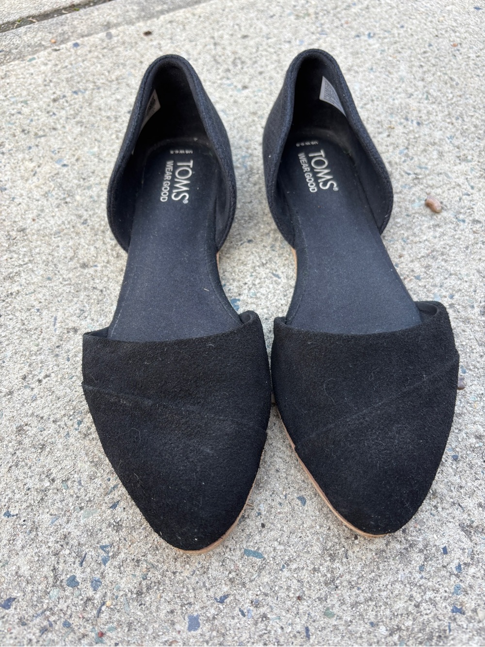 TOMS Women's Black Suede Gemma Flats